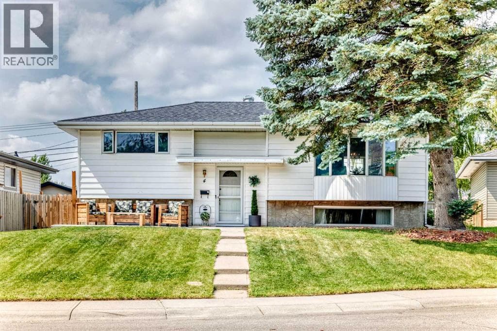 4 Marbrooke Circle NE