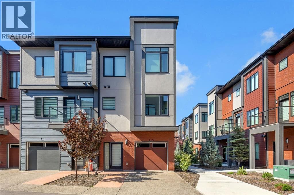 213 Greenbriar Common NW