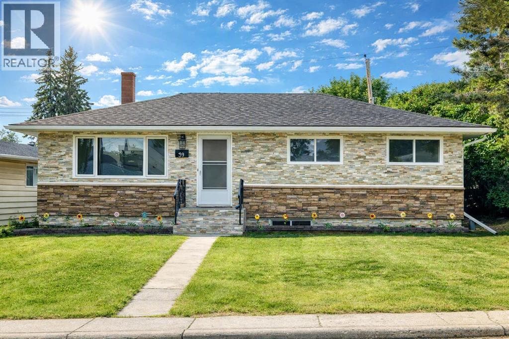 39 Healy Drive SW