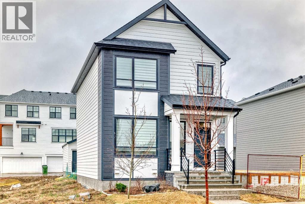 13 Treeline Avenue SW