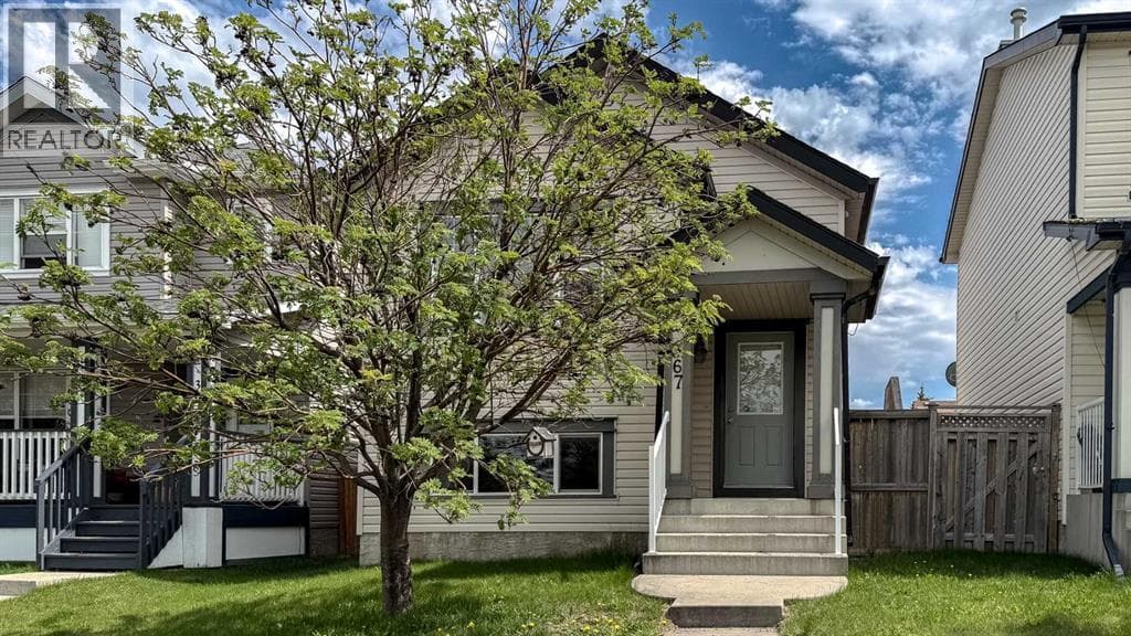 367 Copperfield Heights SE