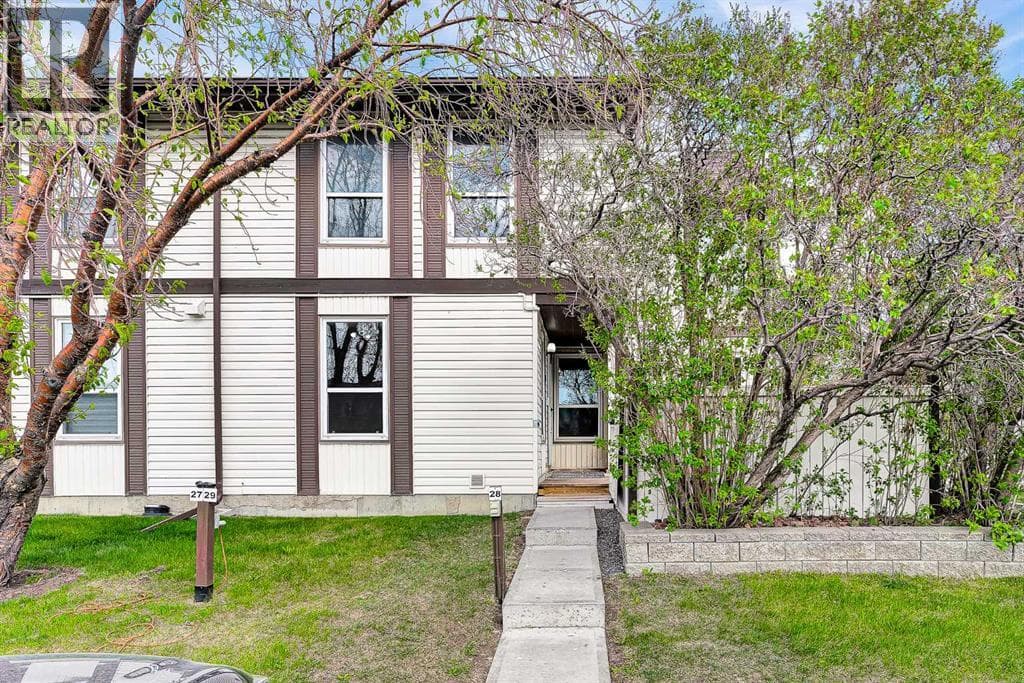 33, 3200 60 Street NE