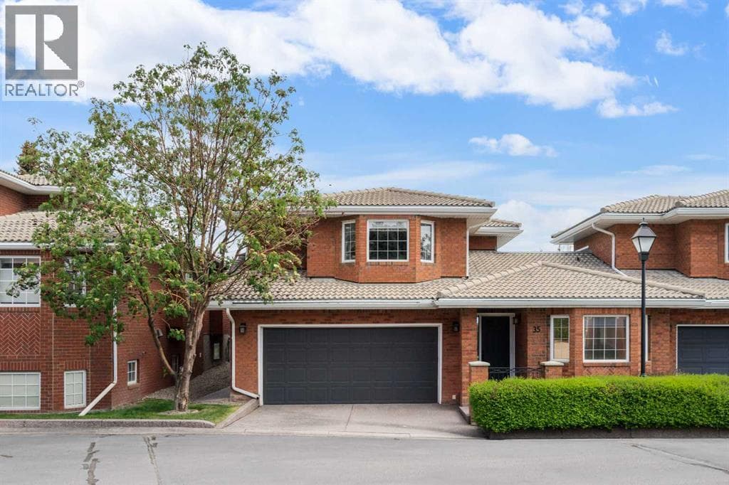 35 Prominence Path SW