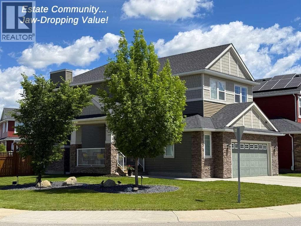 100 Kinniburgh Gardens
