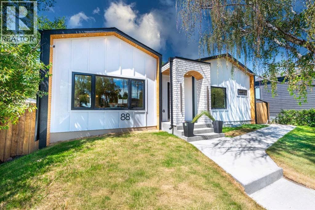 88 Cheyenne Crescent NW