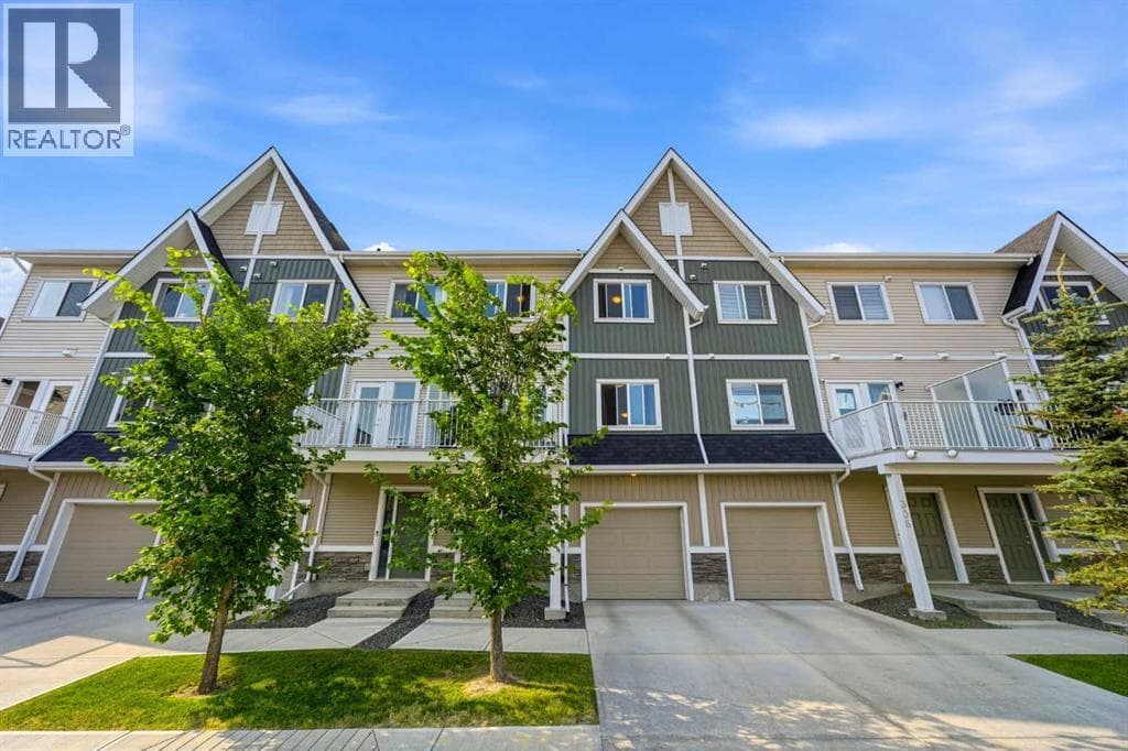 308, 32 Red Embers Parade NE