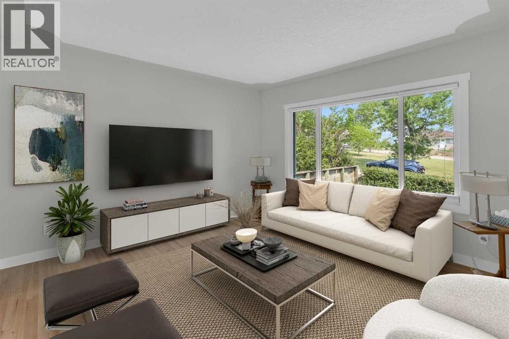 1 Thorncliffe Crescent NW