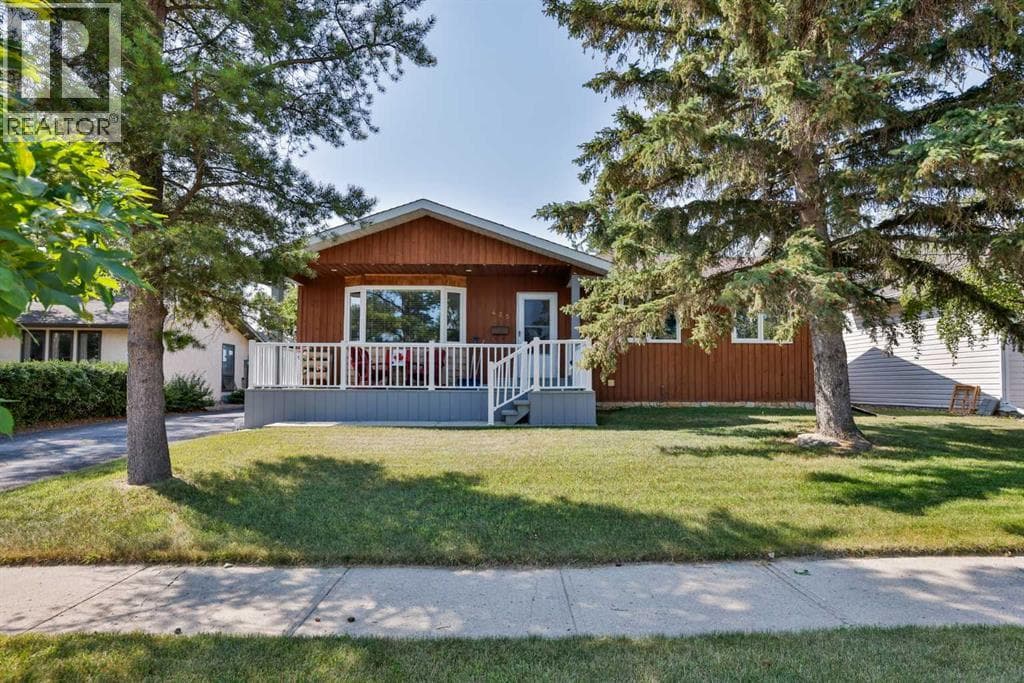 425 Cottonwood Drive
