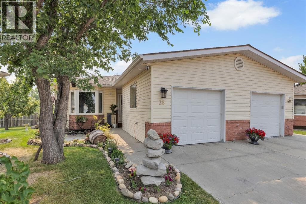 36 Dovista Court SE
