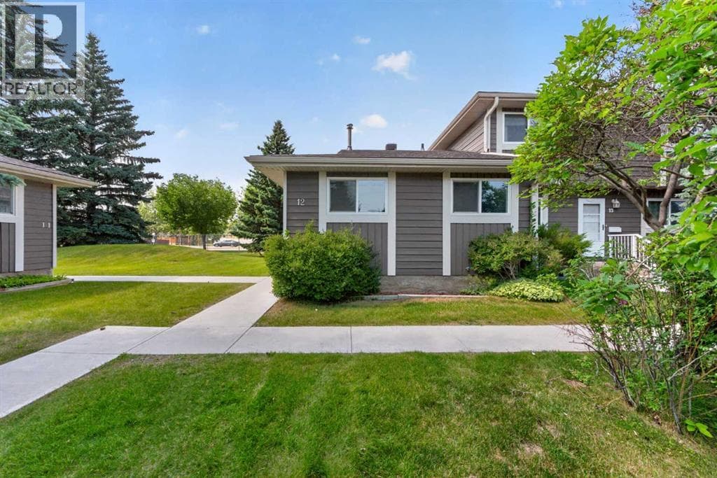 12, 14736 Deerfield Drive SE