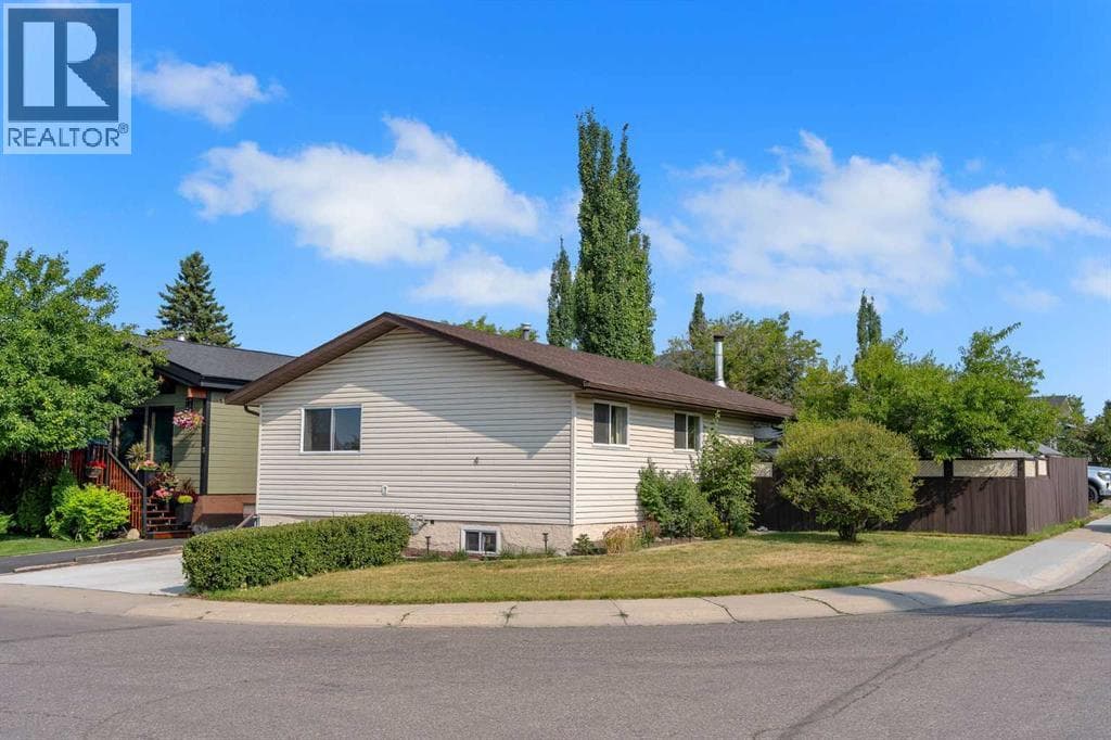 4 Big Springs Green SE