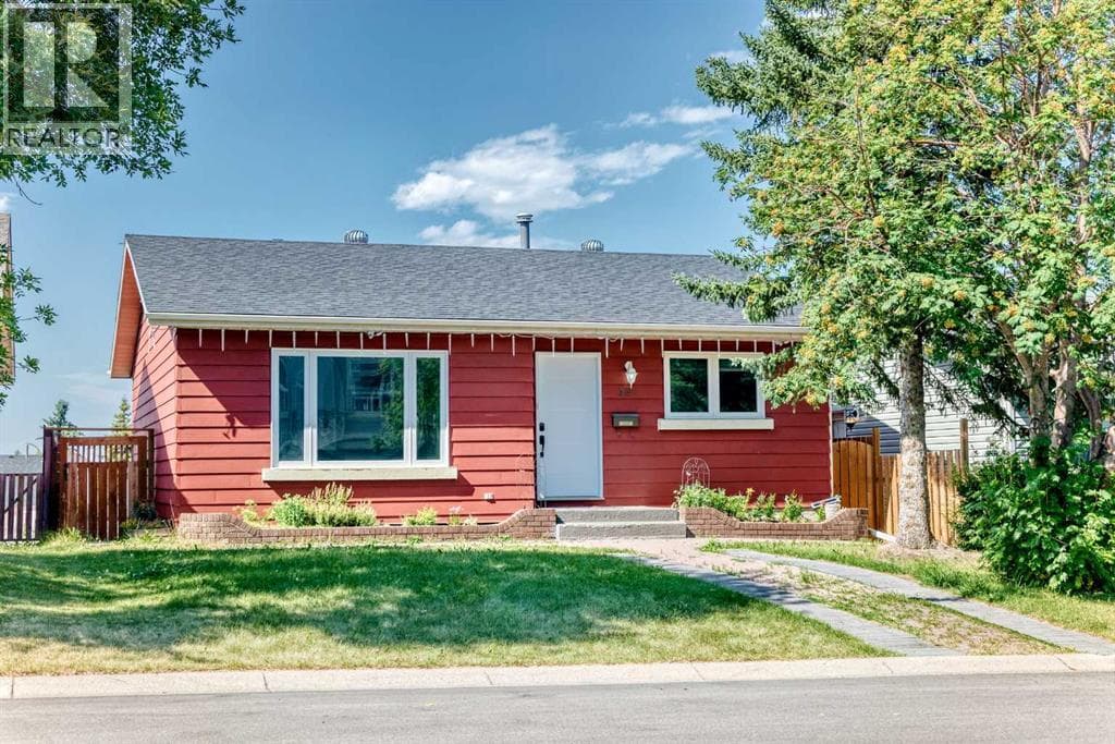 32 Macewan Park Link NW