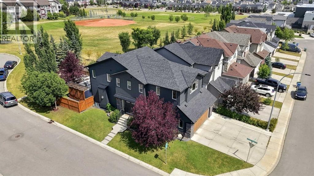 4 Silverado Saddle Court SW