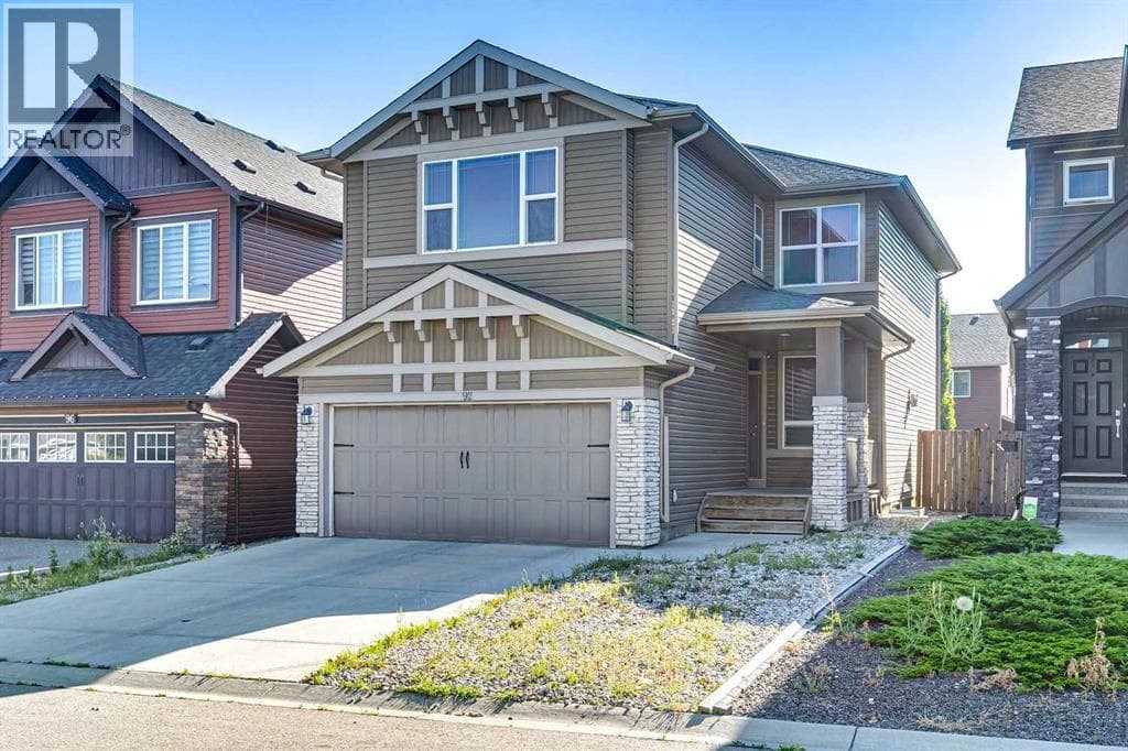 92 Cougar Ridge Close SW