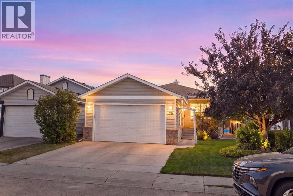 76 Douglas Ridge Close SE