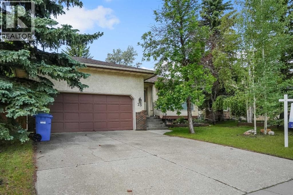 23 Edelweiss Drive NW
