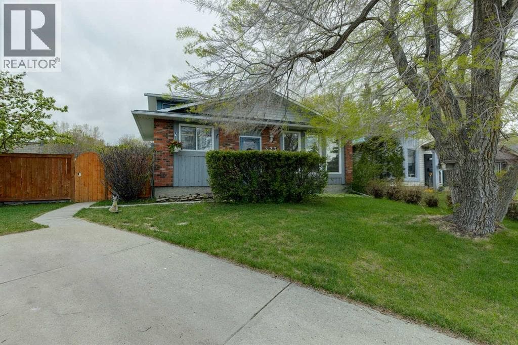 323 Ranchview Place NW