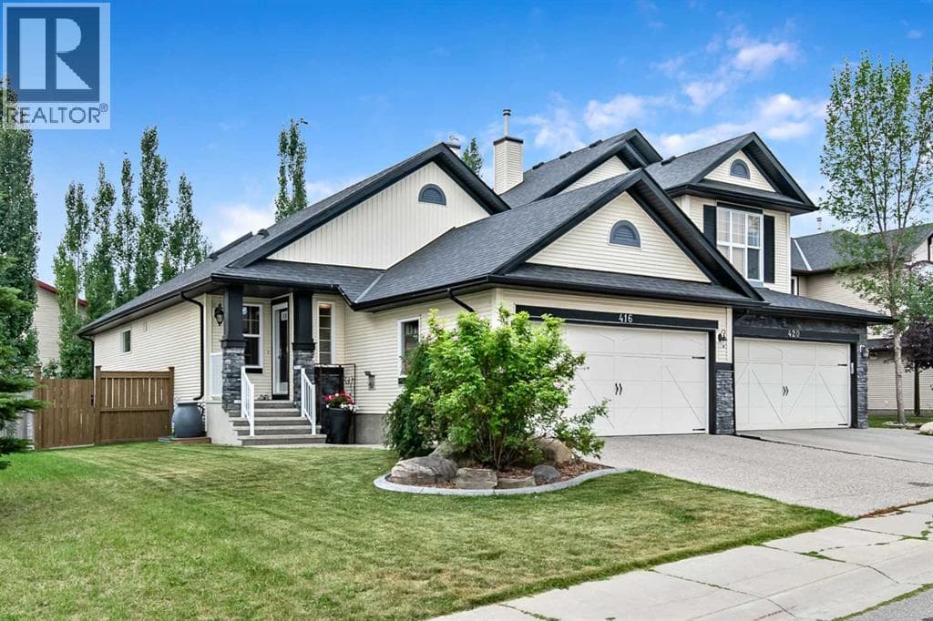 416 Silverado Range Heights SW