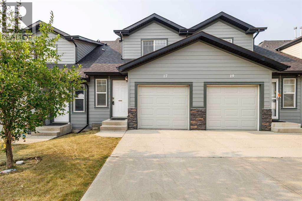 17 Panatella Villas NW
