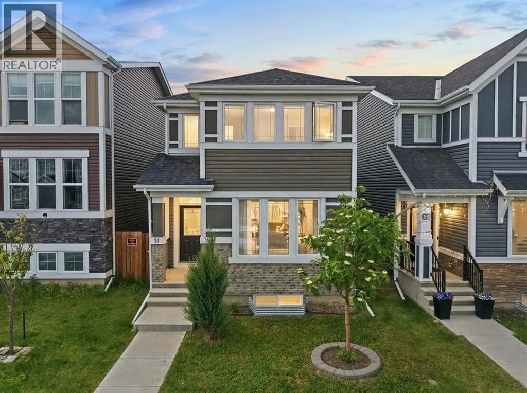 31 Red Embers Lane NE