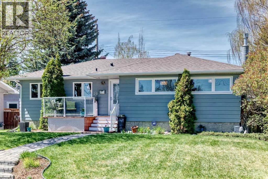 29 Chisholm Crescent NW