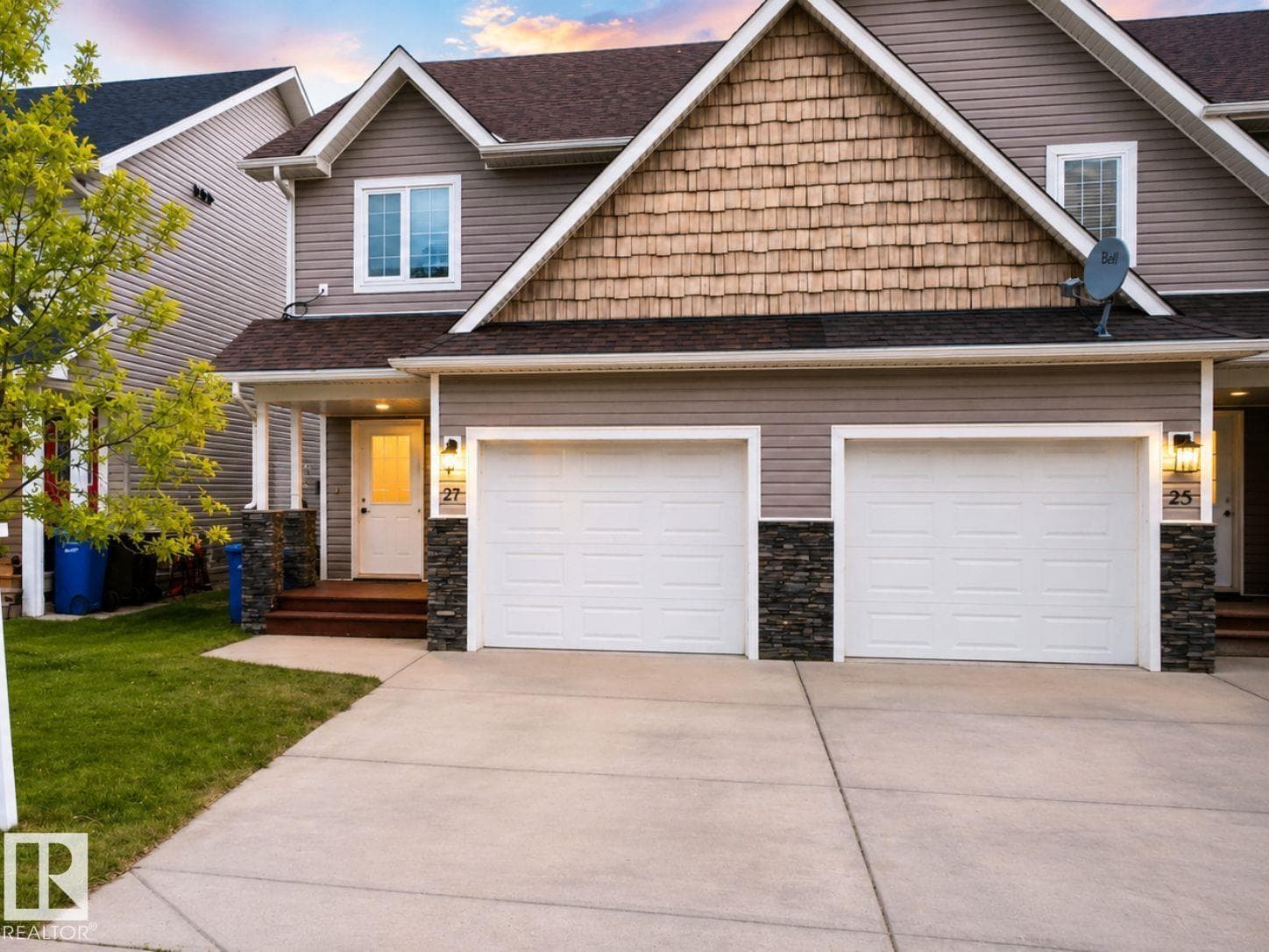 27 Deer Coulee DR