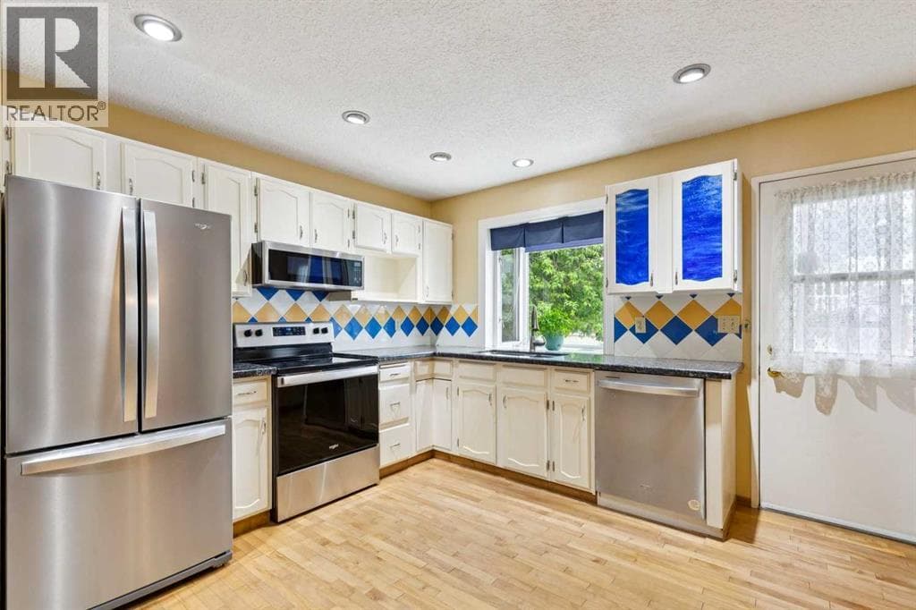 107 Bermuda Drive NW