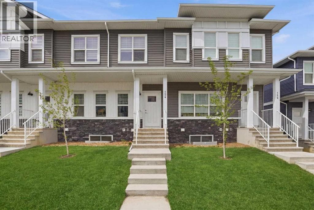 154 Merganser Drive W