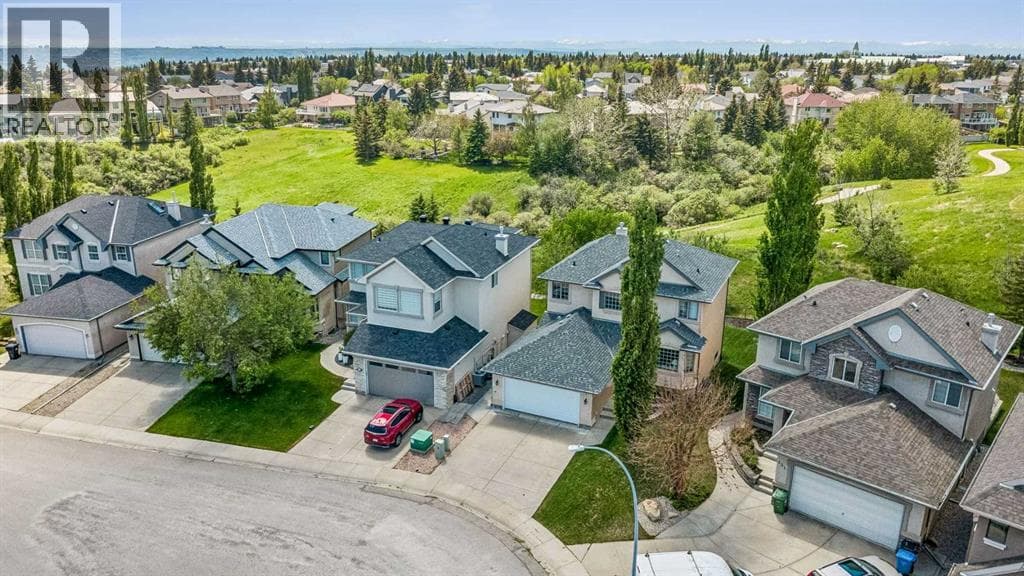 127 Edgeridge Close NW