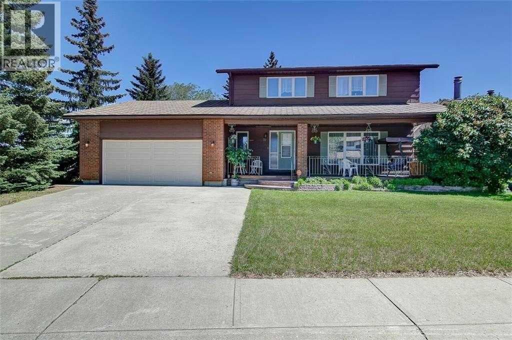 51 Parkwood Crescent