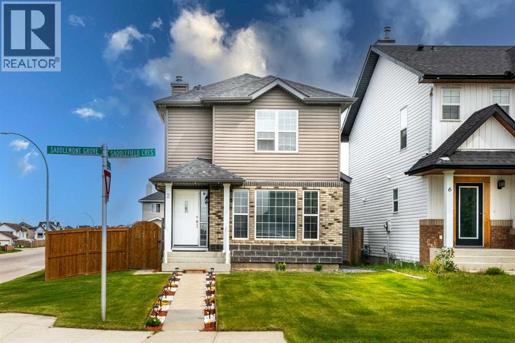 2 Saddlefield Crescent NE