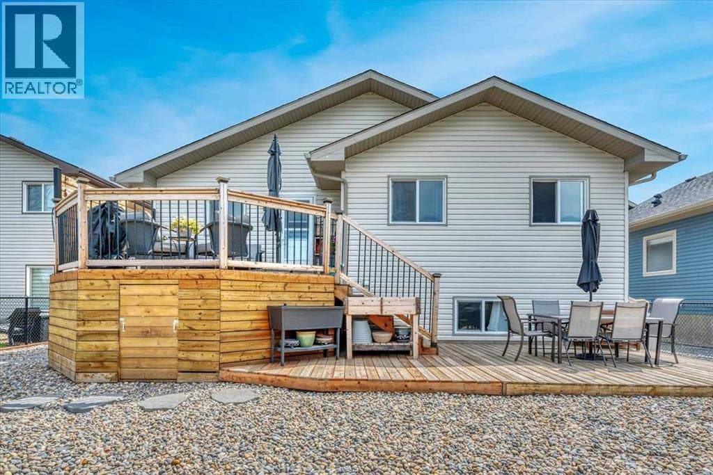 156 Aspen Creek Crescent