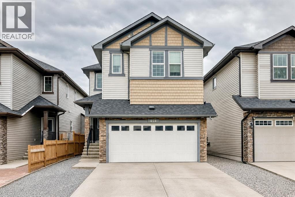 469 Skyview Shores Manor NE
