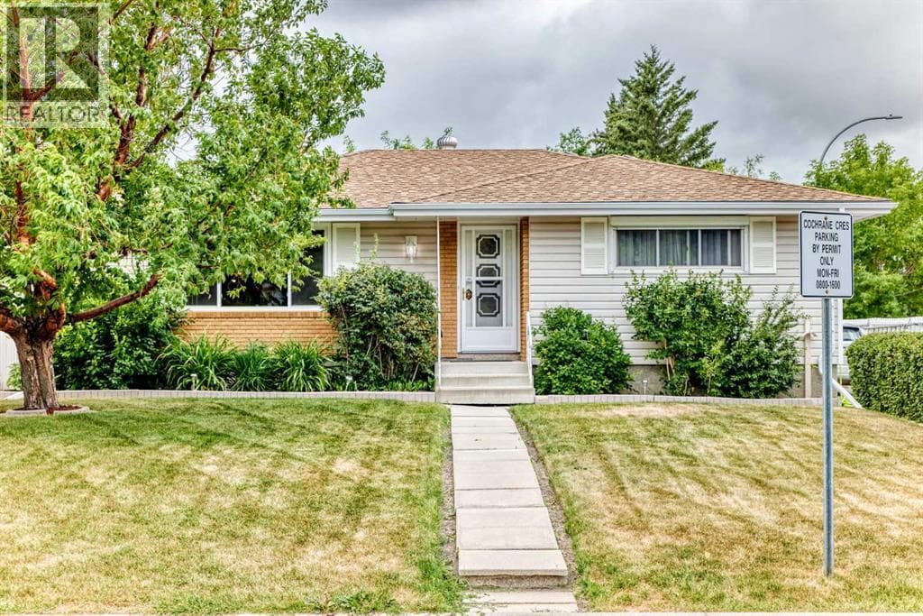 1 Cochrane Crescent
