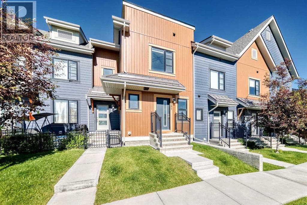 193 Livingston Common NE