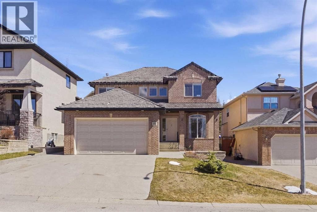 18 Royal Crest Way NW