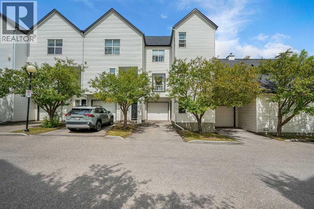 13, 200 Hidden Hills Terrace NW
