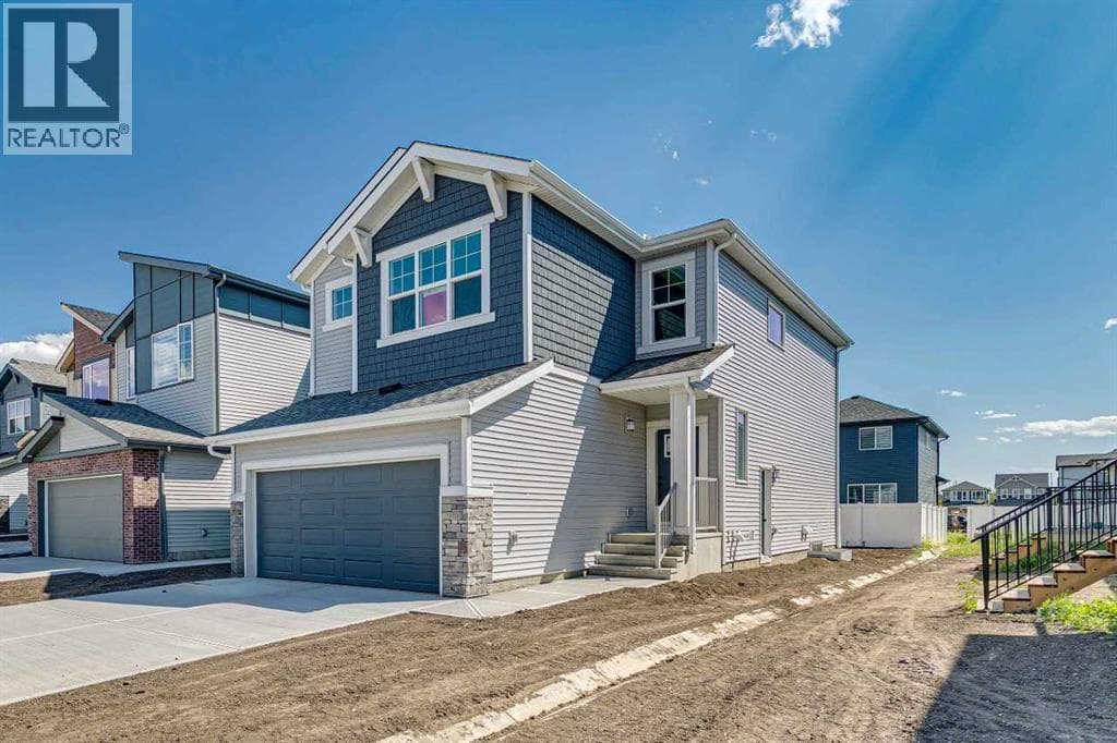 102 Walgrove Bay SE