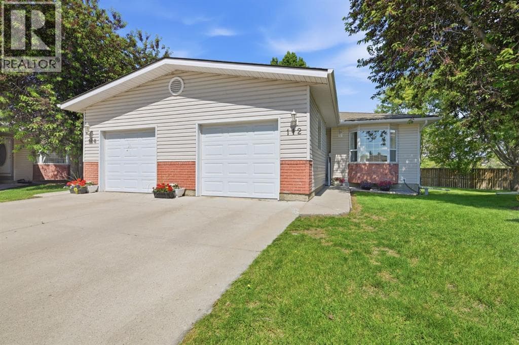 112 Dovista Court SE