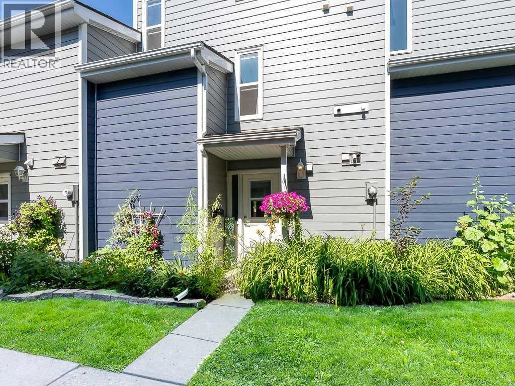 5, 93 Grier Place NE