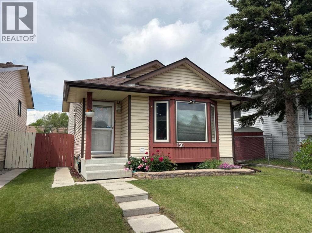 156 Falshire Close NE