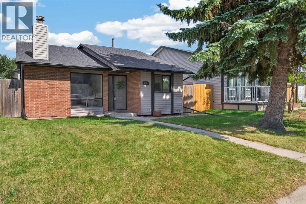 258 Summerwood Place SE