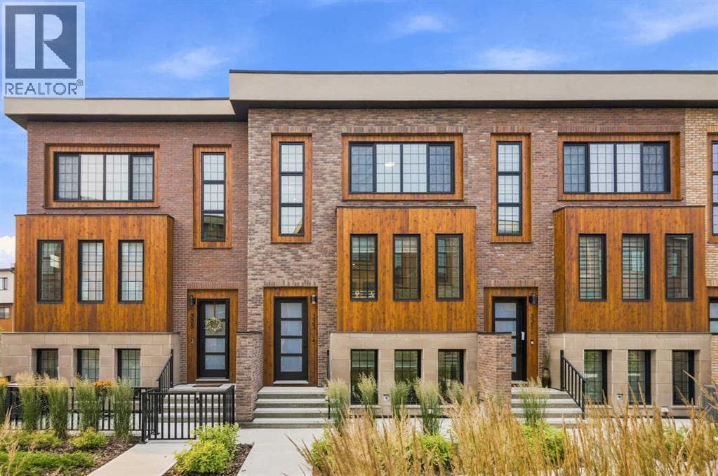 323, 81 Greenbriar Place NW