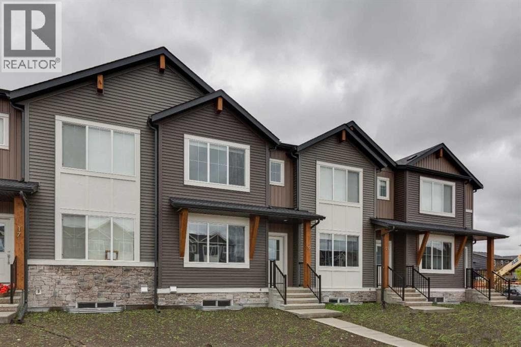 19 Emberside Park
