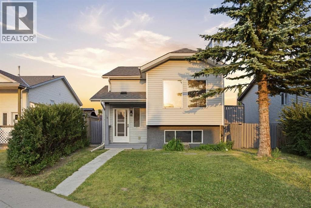 52 Erin Meadows Court SE