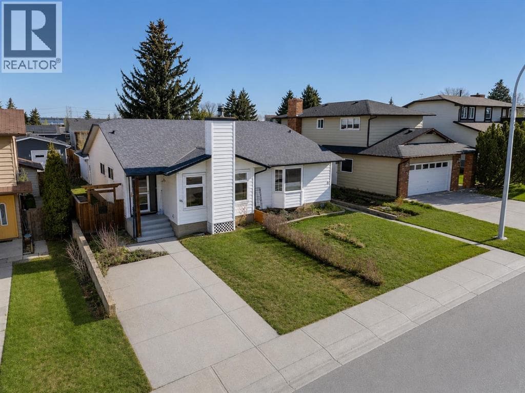 96 Jensen Crescent NE