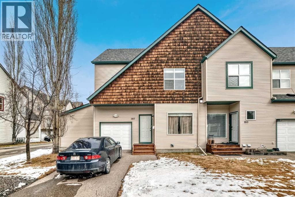 187 Bridlewood View SW