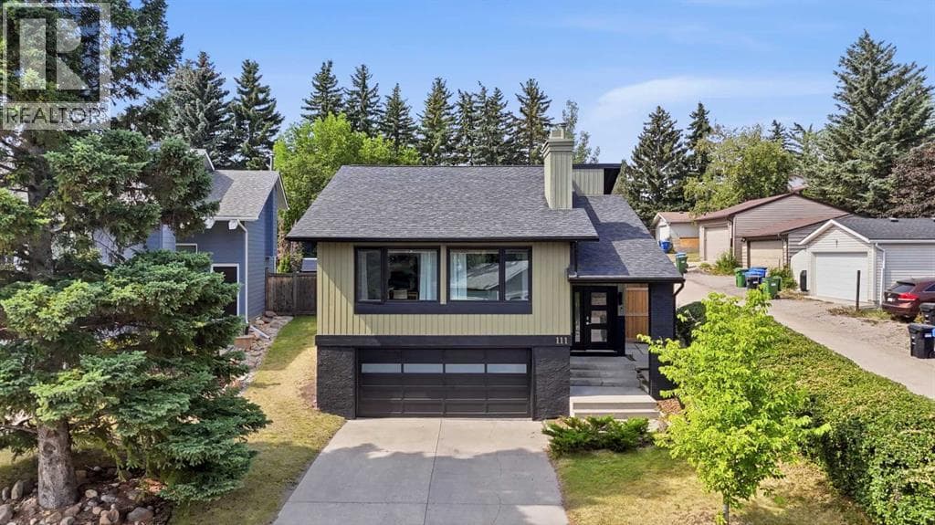 111 Coachwood Crescent SW