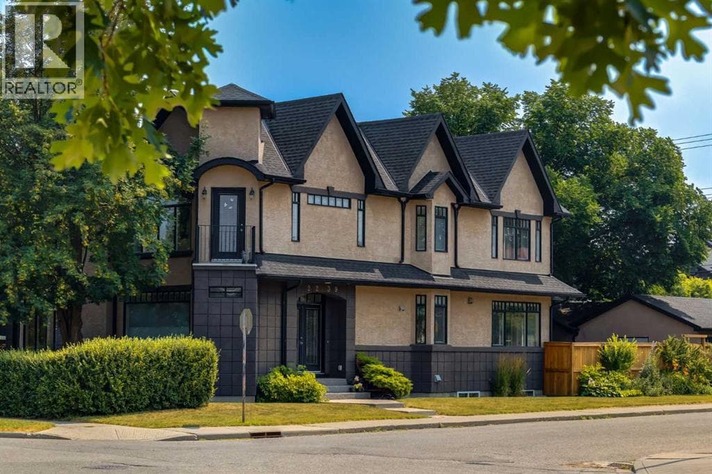2239 Bowness Road NW