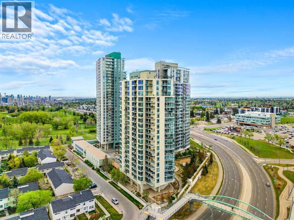 1808, 55 Spruce Place SW